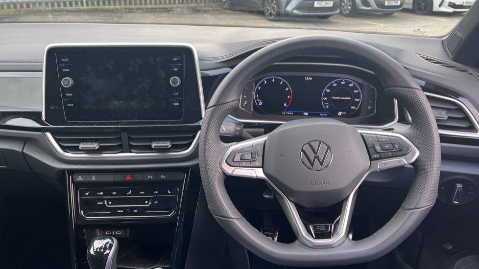 Used Volkswagen T-Roc 2025 for sale - 76025312: Photo 27