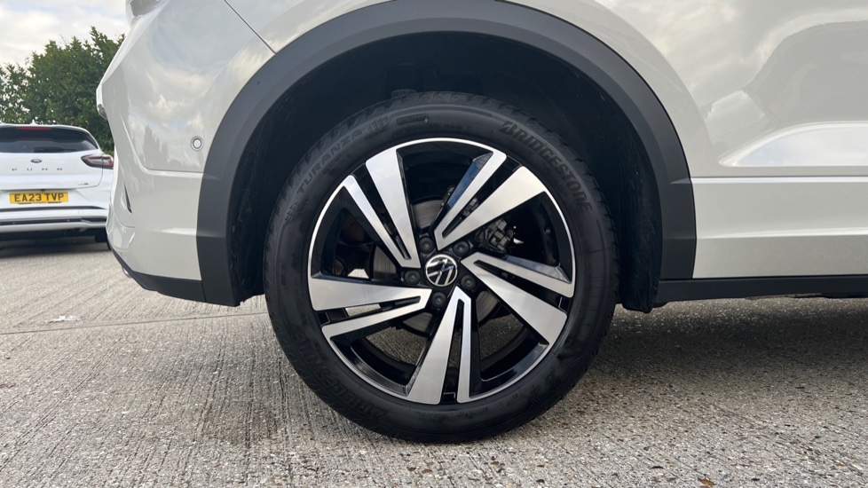 Used Volkswagen T-Roc 2025 for sale - 76025312: Photo 5
