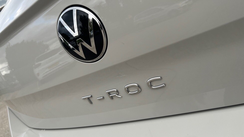 Used Volkswagen T-Roc 2025 for sale - 76025312: Photo 50