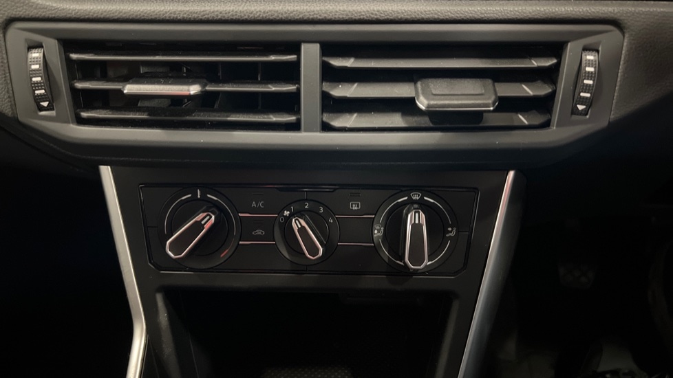 Used Volkswagen Polo 2024 for sale - 76872038: Photo 13