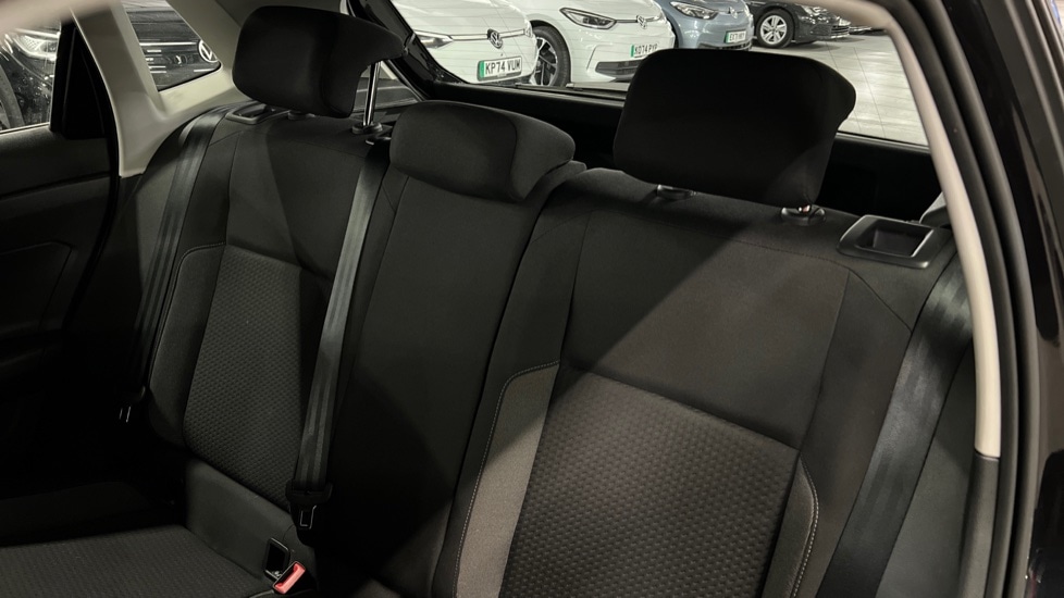 Used Volkswagen Polo 2024 for sale - 76872038: Photo 15