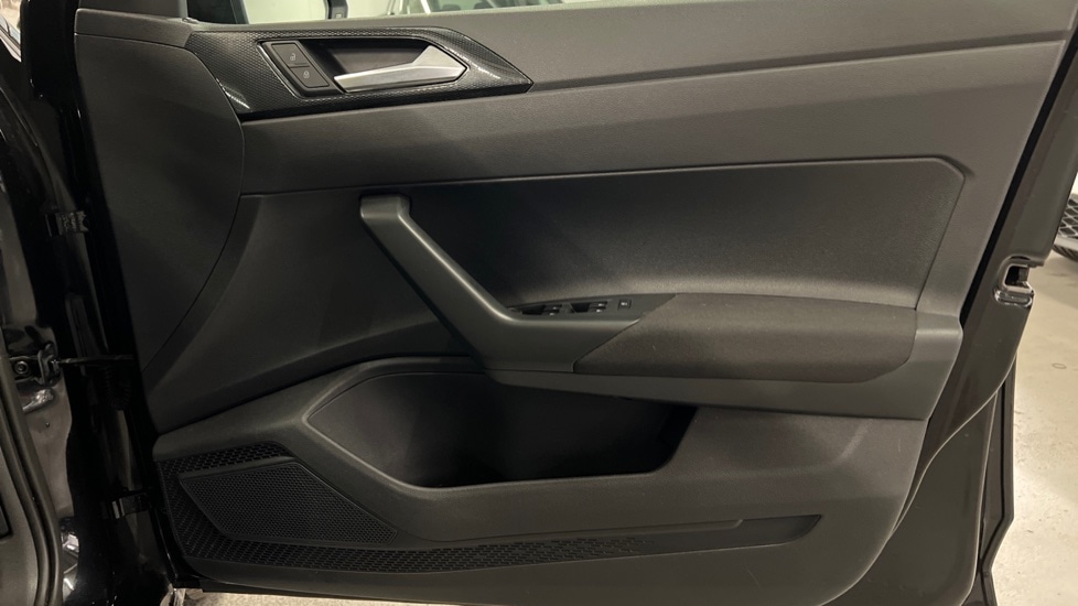 Used Volkswagen Polo 2024 for sale - 76872038: Photo 37