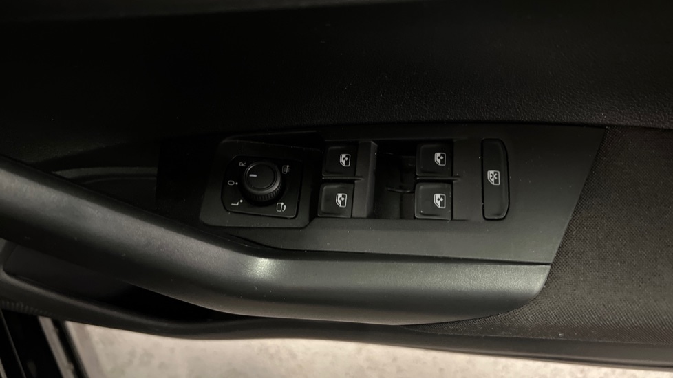 Used Volkswagen Polo 2024 for sale - 76872038: Photo 56