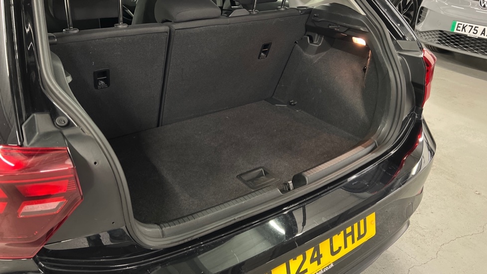 Used Volkswagen Polo 2024 for sale - 76872038: Photo 62