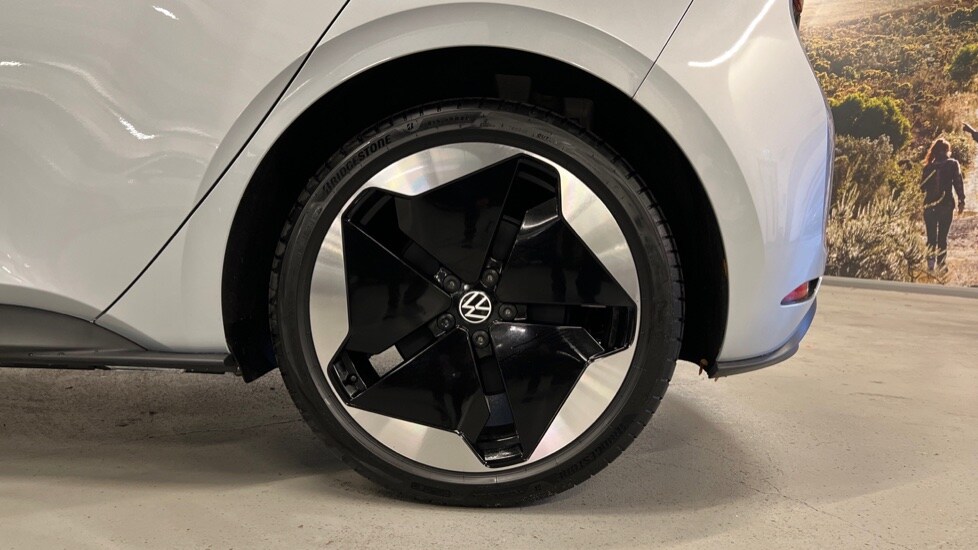 Used Volkswagen ID.3 2025 for sale - 76873125: Photo 19