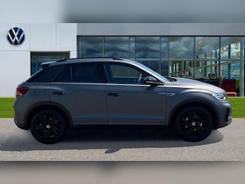 Used Volkswagen T-Roc 2025 for sale - 76868257: Photo