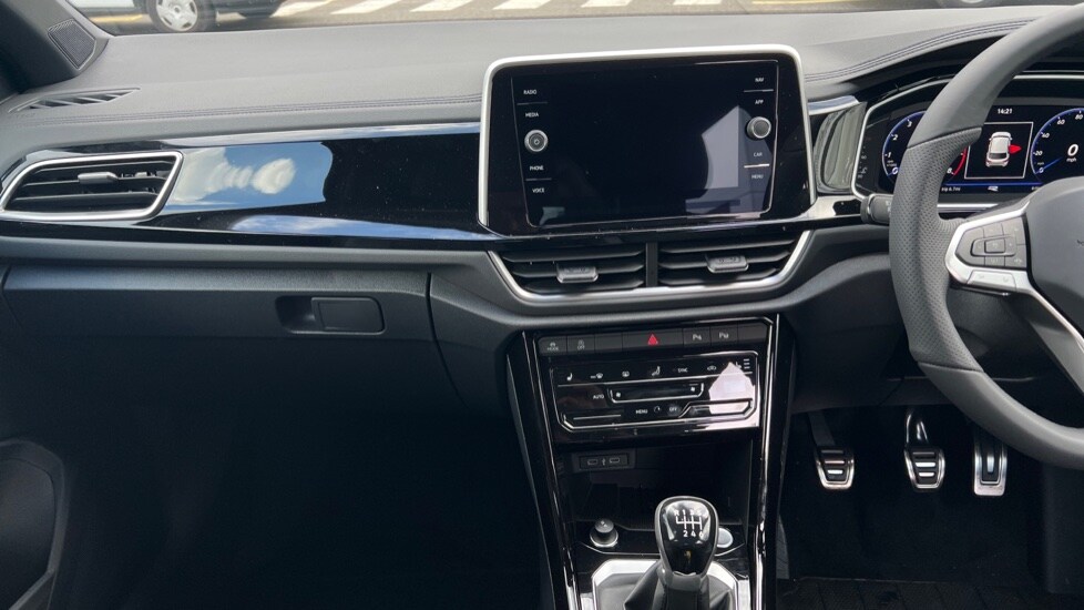 Used Volkswagen T-Roc 2025 for sale - 76025276: Photo 13