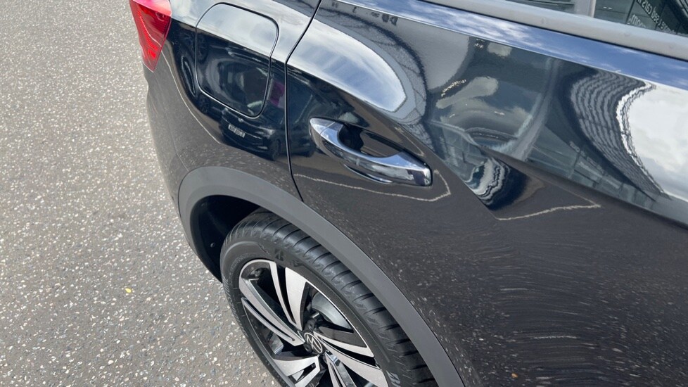 Used Volkswagen T-Roc 2025 for sale - 76025276: Photo 55