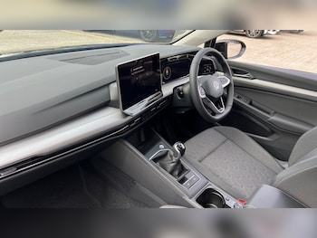 Used Volkswagen Golf 2025 for sale - 76393659: Photo