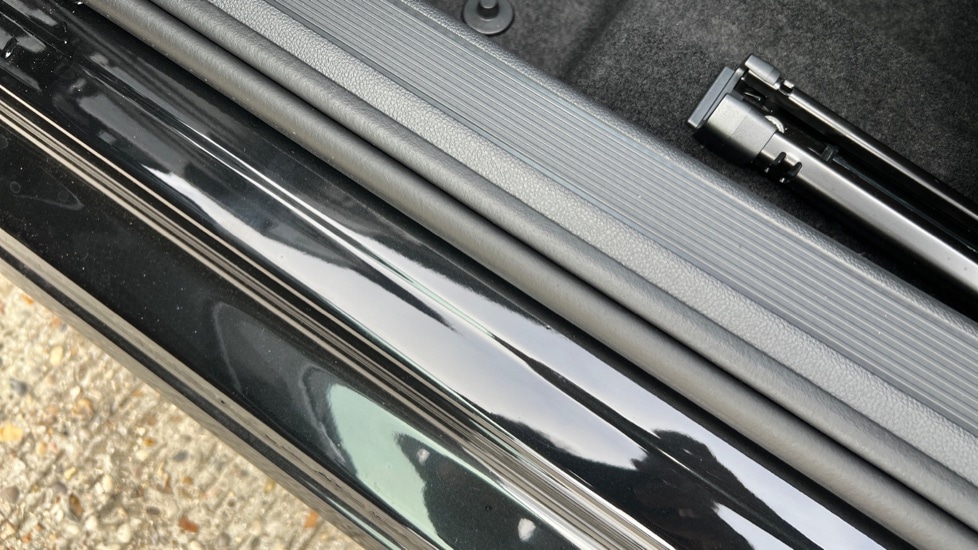 Used Volkswagen Golf 2025 for sale - 76393659: Photo 40