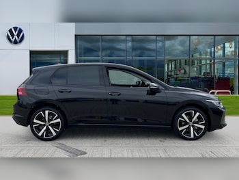 Used Volkswagen Golf 2025 for sale - 76393659: Photo