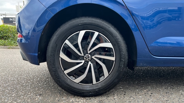 Used Volkswagen Polo 2023 for sale - 75534135: Photo 5