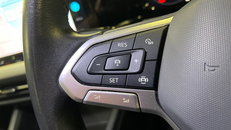 Used Volkswagen Golf 2023 for sale - 76873221: Photo 30