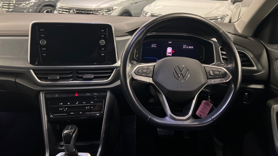 Used Volkswagen T-Roc 2022 for sale - 77042900: Photo 27