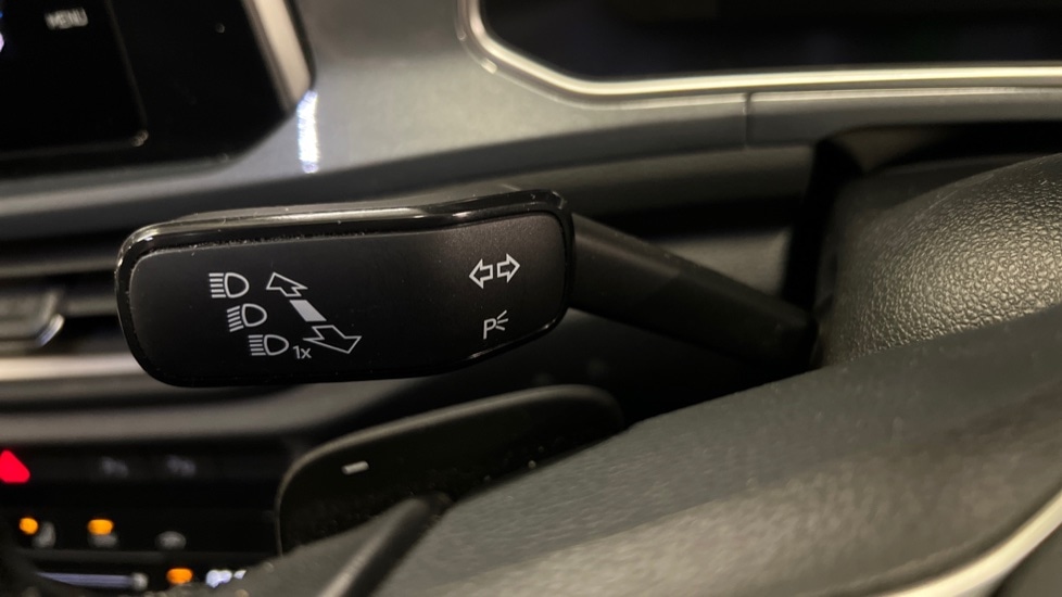 Used Volkswagen T-Roc 2022 for sale - 77042900: Photo 31