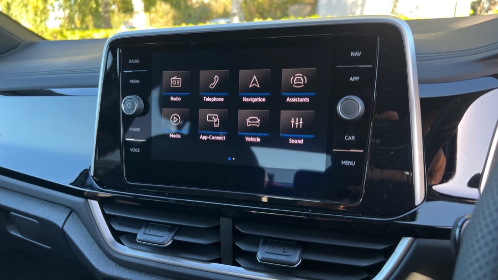 Used Volkswagen T-Roc 2025 for sale - 76870593: Photo 24