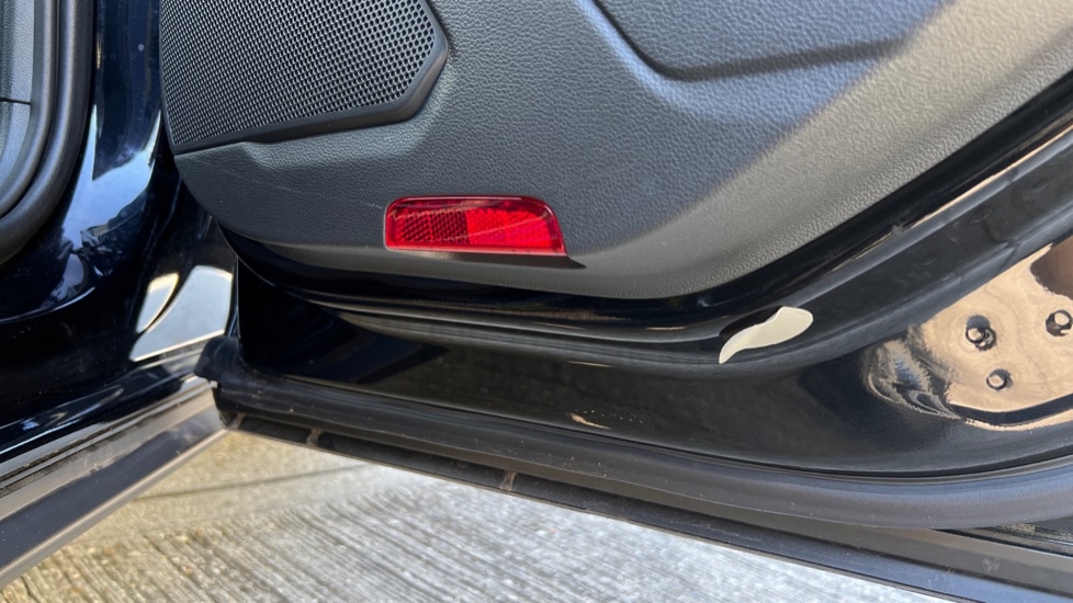 Used Volkswagen T-Roc 2025 for sale - 76870593: Photo 67