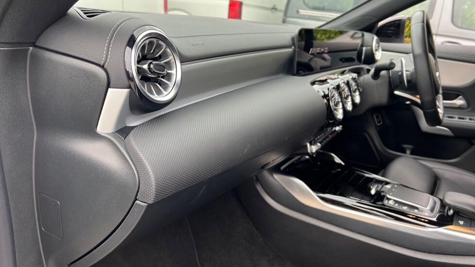 Used Mercedes-Benz CLA 2023 for sale - 76261529: Photo 81