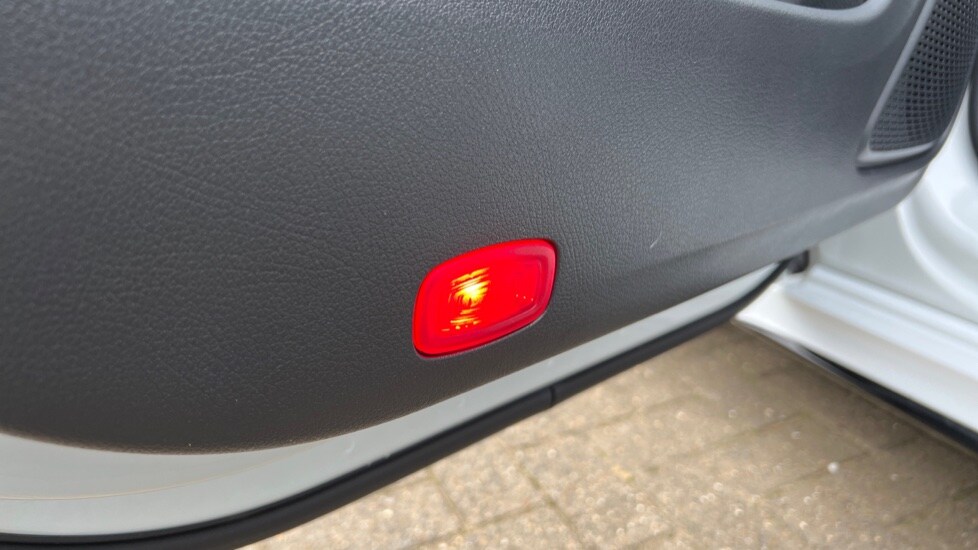 Used Mercedes-Benz CLA 2023 for sale - 76261529: Photo 95