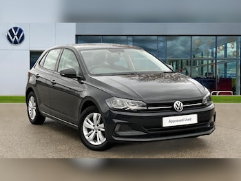 Used Volkswagen Polo 2019 for sale - 76927997: Photo