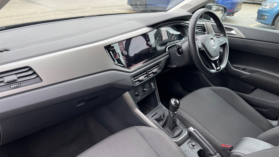 Used Volkswagen Polo 2019 for sale - 76927997: Photo 2