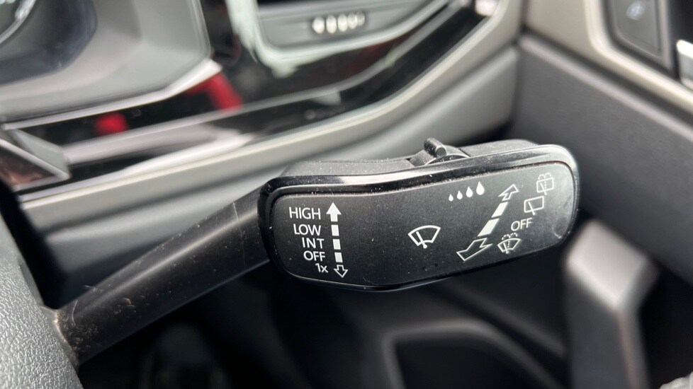 Used Volkswagen Polo 2019 for sale - 76927997: Photo 32