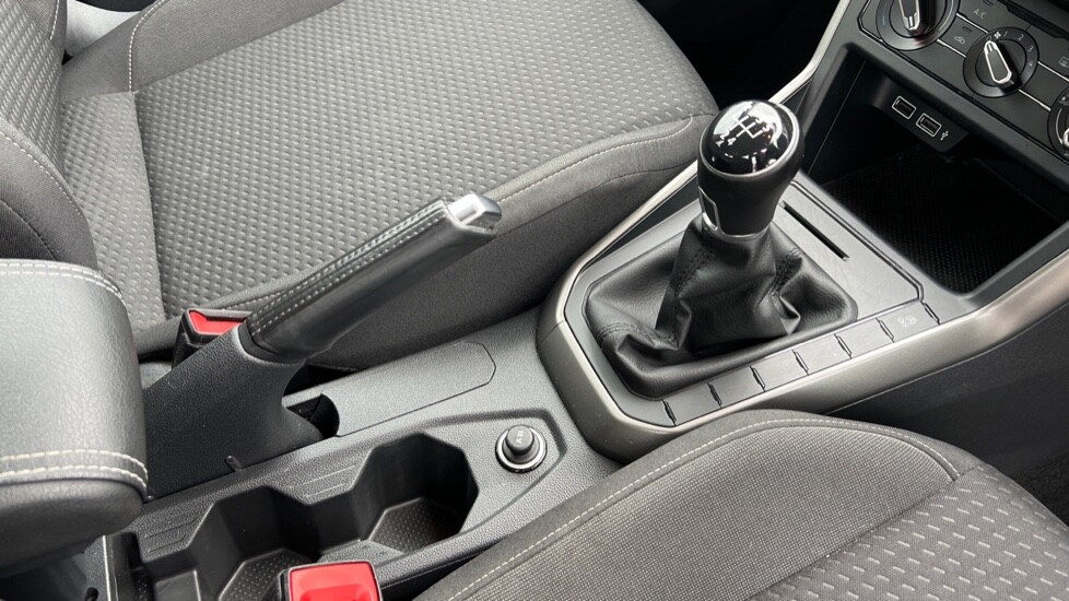 Used Volkswagen Polo 2019 for sale - 76927997: Photo 35