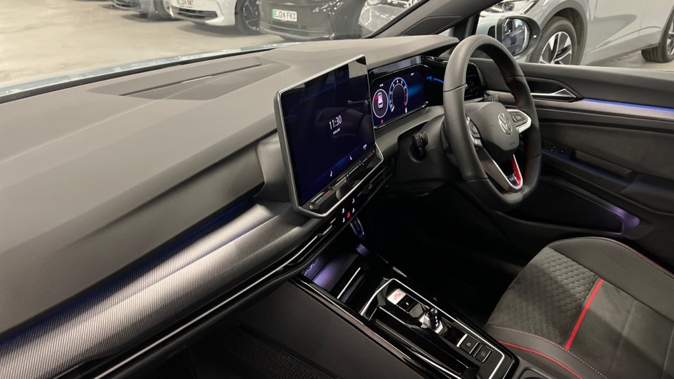 Used Volkswagen Golf 2025 for sale - 76869422: Photo 2