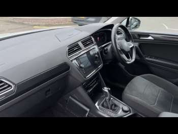 Used Volkswagen Tiguan 2021 for sale - 74132630: Photo