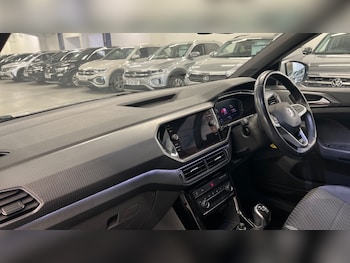 Used Volkswagen T-Cross 2019 for sale - 76452271: Photo