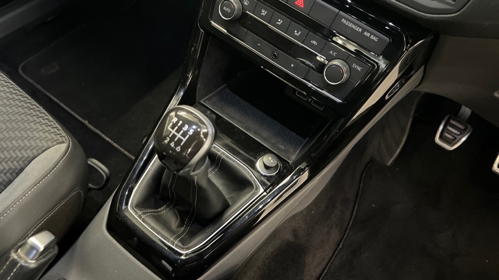 Used Volkswagen T-Cross 2019 for sale - 76452271: Photo 36