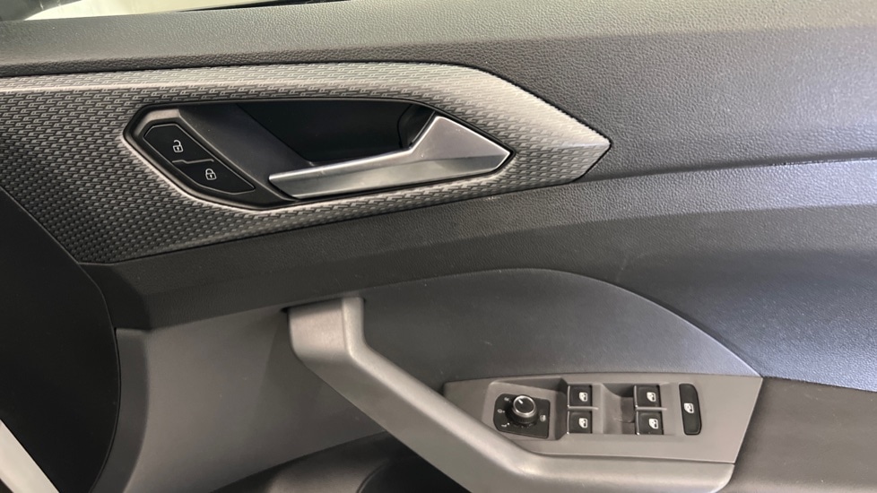 Used Volkswagen T-Cross 2019 for sale - 76452271: Photo 37