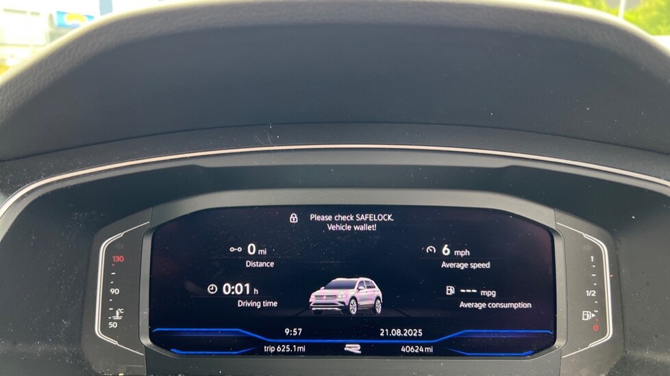 Used Volkswagen Tiguan 2021 for sale - 76074381: Photo 14