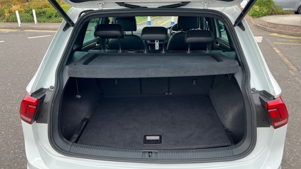 Used Volkswagen Tiguan 2021 for sale - 76074381: Photo 16