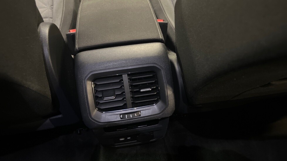 Used Volkswagen Tiguan 2022 for sale - 76552398: Photo 34