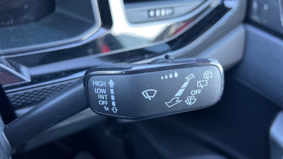 Used Volkswagen Taigo 2022 for sale - 76766316: Photo 32