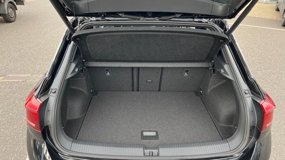 Used Volkswagen T-Roc 2025 for sale - 76328244: Photo 16