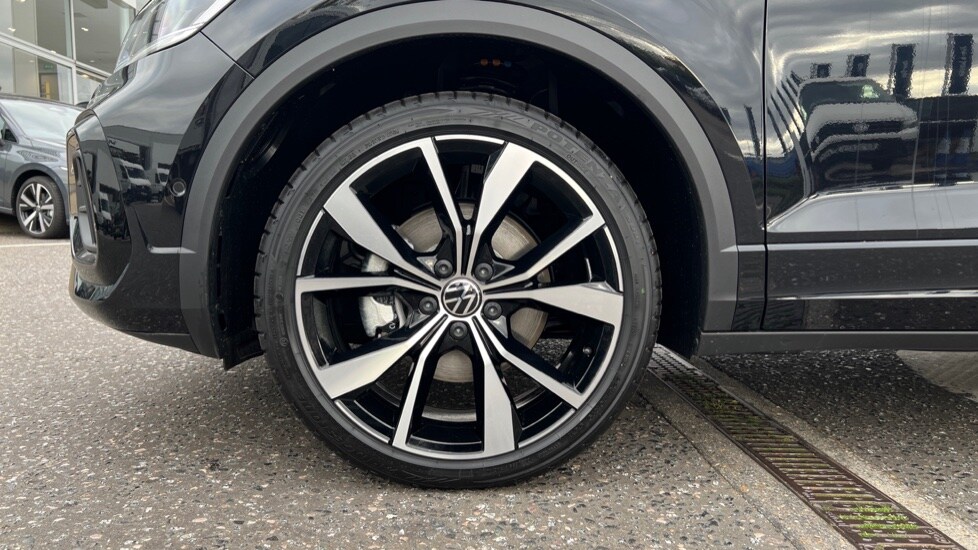 Used Volkswagen T-Roc 2025 for sale - 76328244: Photo 18