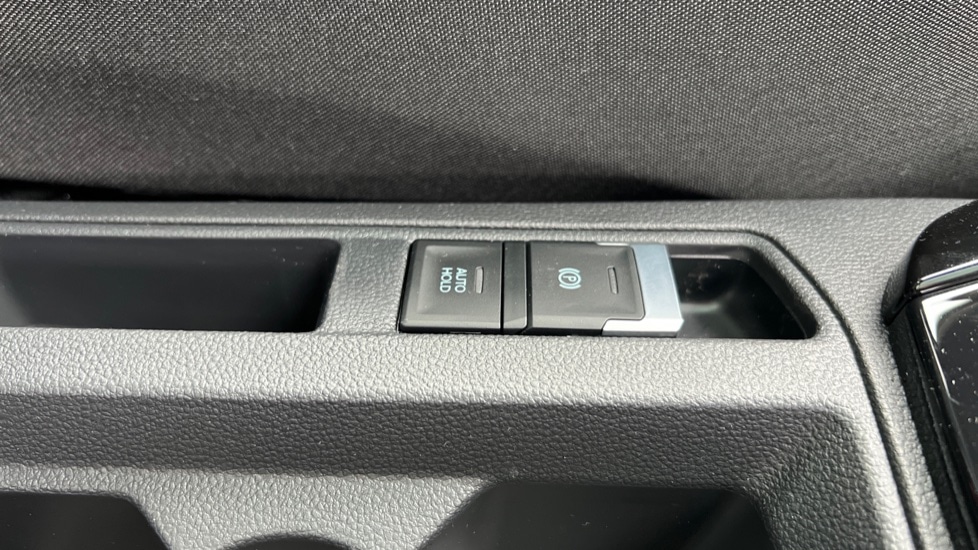 Used Volkswagen T-Roc 2025 for sale - 76328244: Photo 85