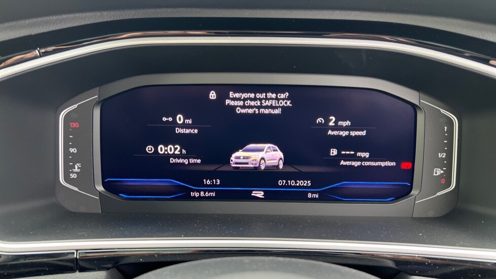 Used Volkswagen T-Roc 2025 for sale - 76870330: Photo 14