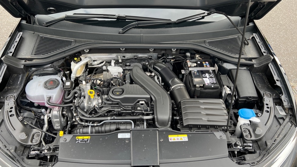 Used Volkswagen T-Roc 2025 for sale - 76870330: Photo 17