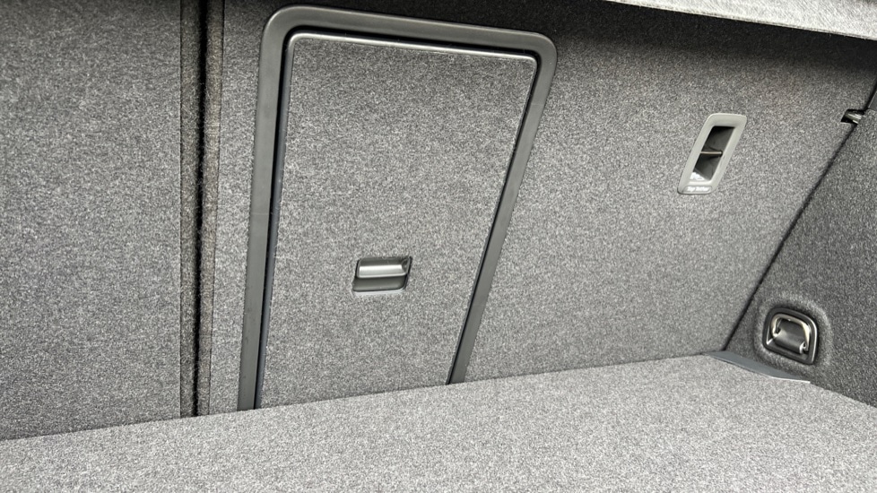 Used Volkswagen T-Roc 2025 for sale - 76870330: Photo 61