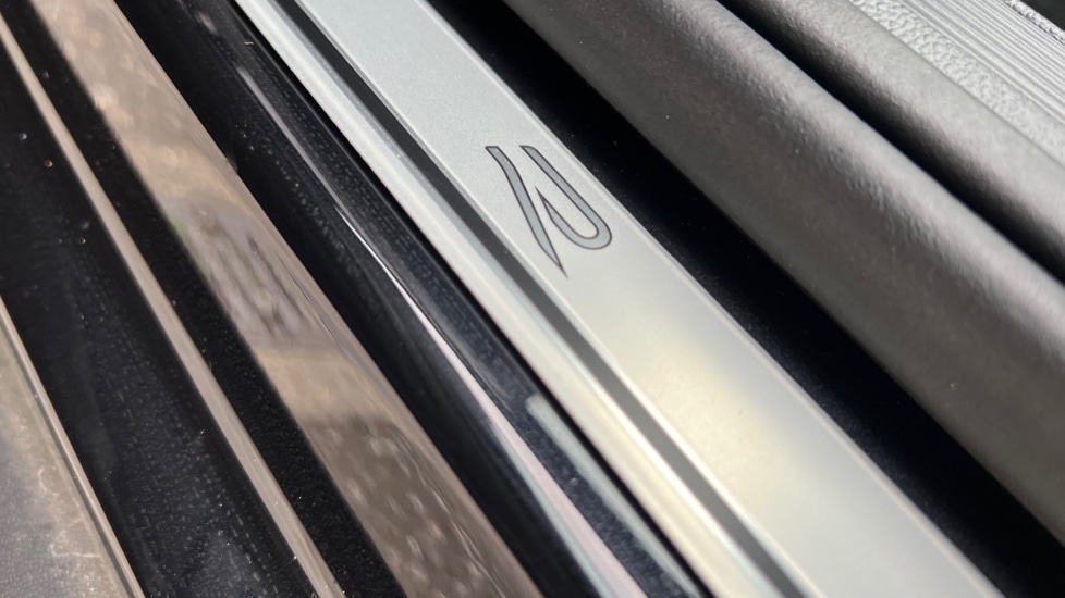 Used Volkswagen T-Roc 2025 for sale - 76870330: Photo 70