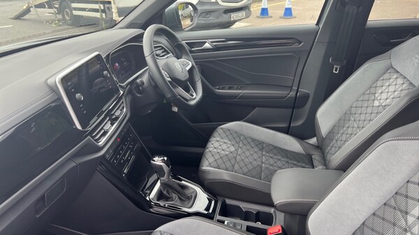 Used Volkswagen T-Roc 2025 for sale - 75675238: Photo 28