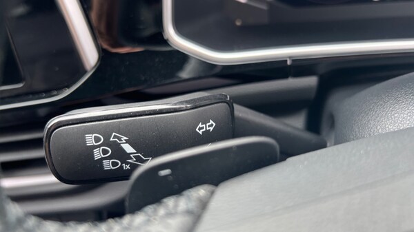 Used Volkswagen T-Roc 2025 for sale - 75675238: Photo 31