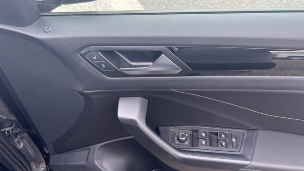 Used Volkswagen T-Roc 2025 for sale - 75675238: Photo 37