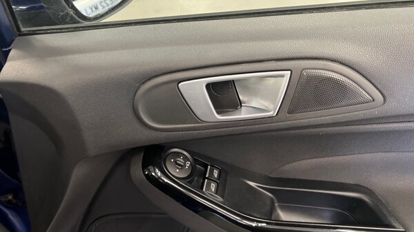 Used Ford Fiesta 2017 for sale - 75484523: Photo 30