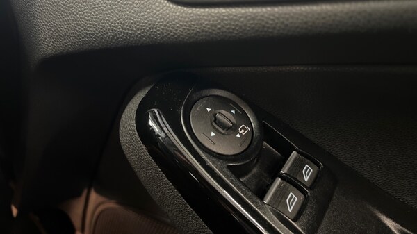 Used Ford Fiesta 2017 for sale - 75484523: Photo 64