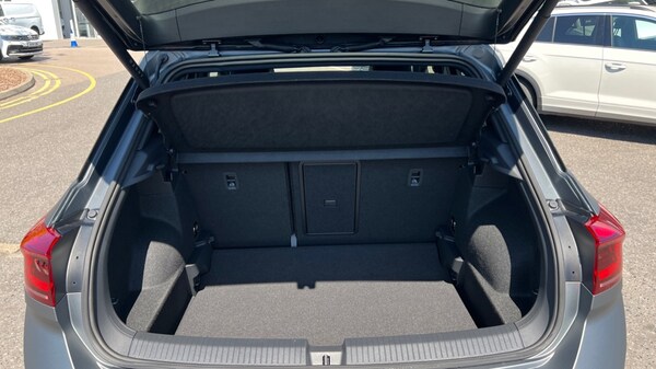 Used Volkswagen T-Roc 2025 for sale - 75484524: Photo 16