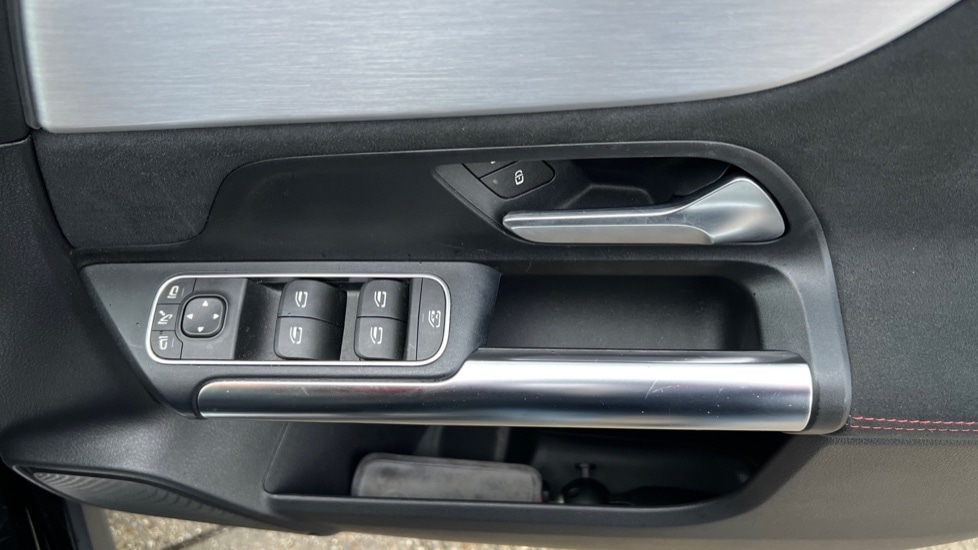 Used Mercedes-Benz EQA 2021 for sale - 76873153: Photo 73